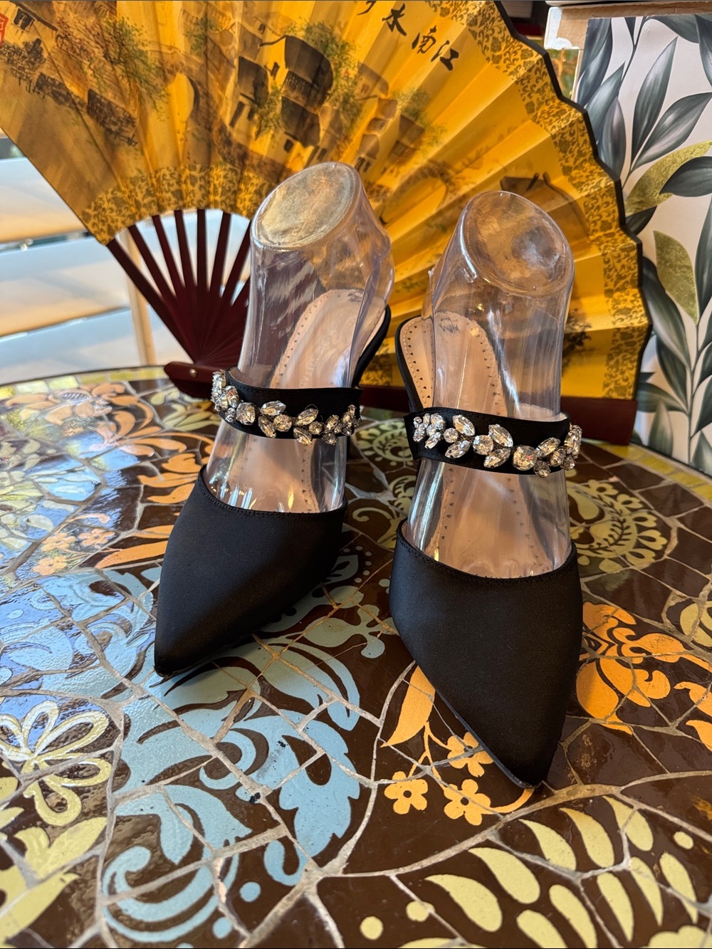 ADRIENNE VITTADINI “ Gravity”  Black Jeweled Pointed-Toe Women’s Heels Sz: 6.